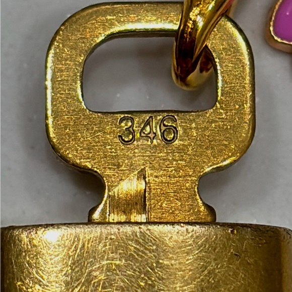 Louis Vuitton Gold and Pink Flower Keychain - Picture 2 of 6